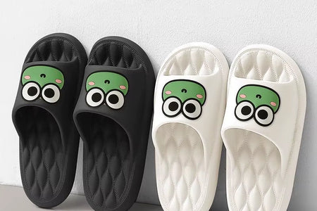 Summer Beach Slides Bathroom anti Slip Slipper Non-Slip Home Flip Flops Cartoon Frog Soft Sandals